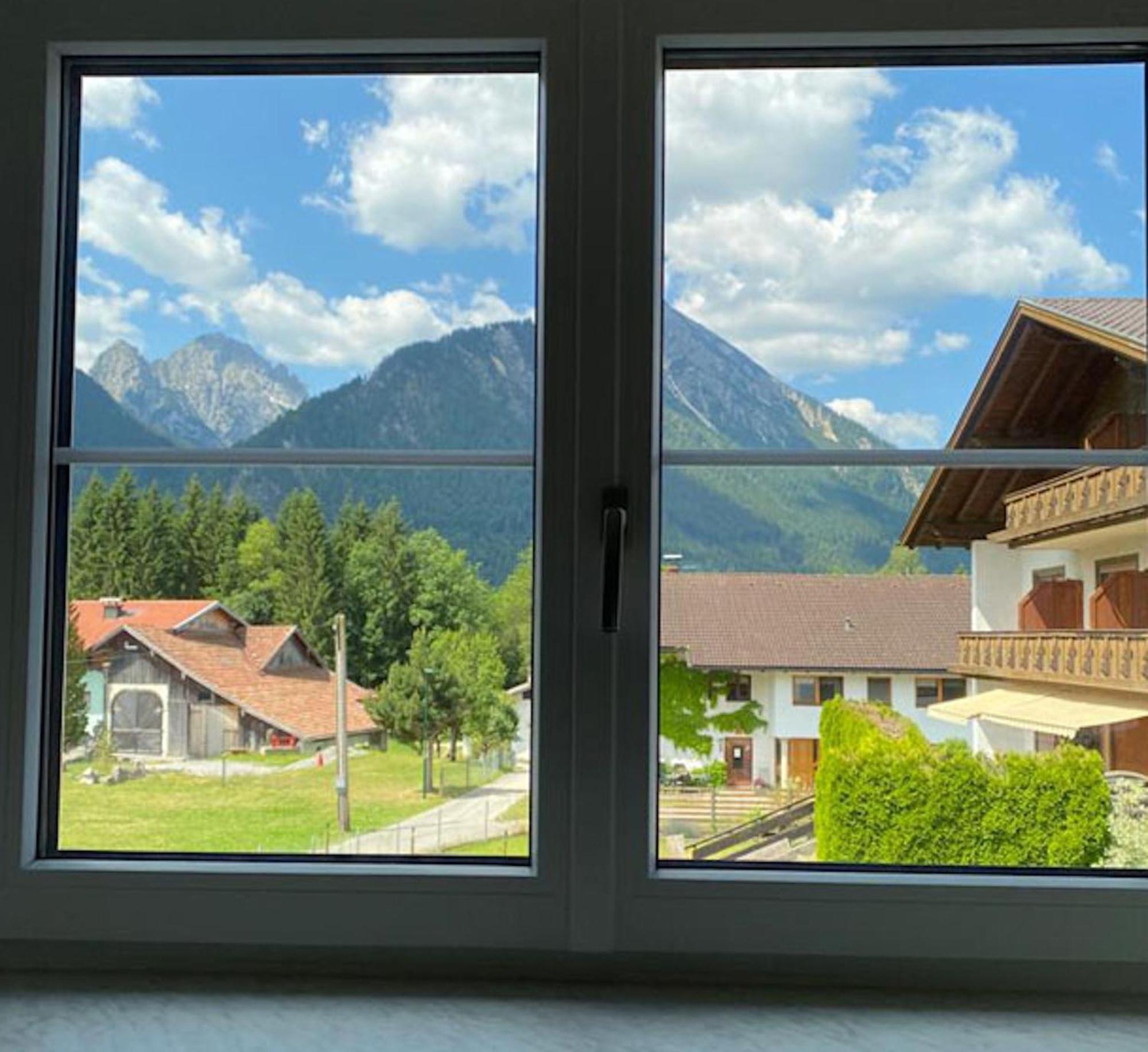 بينسوانغ Alpenmotel Saeuling المظهر الخارجي الصورة